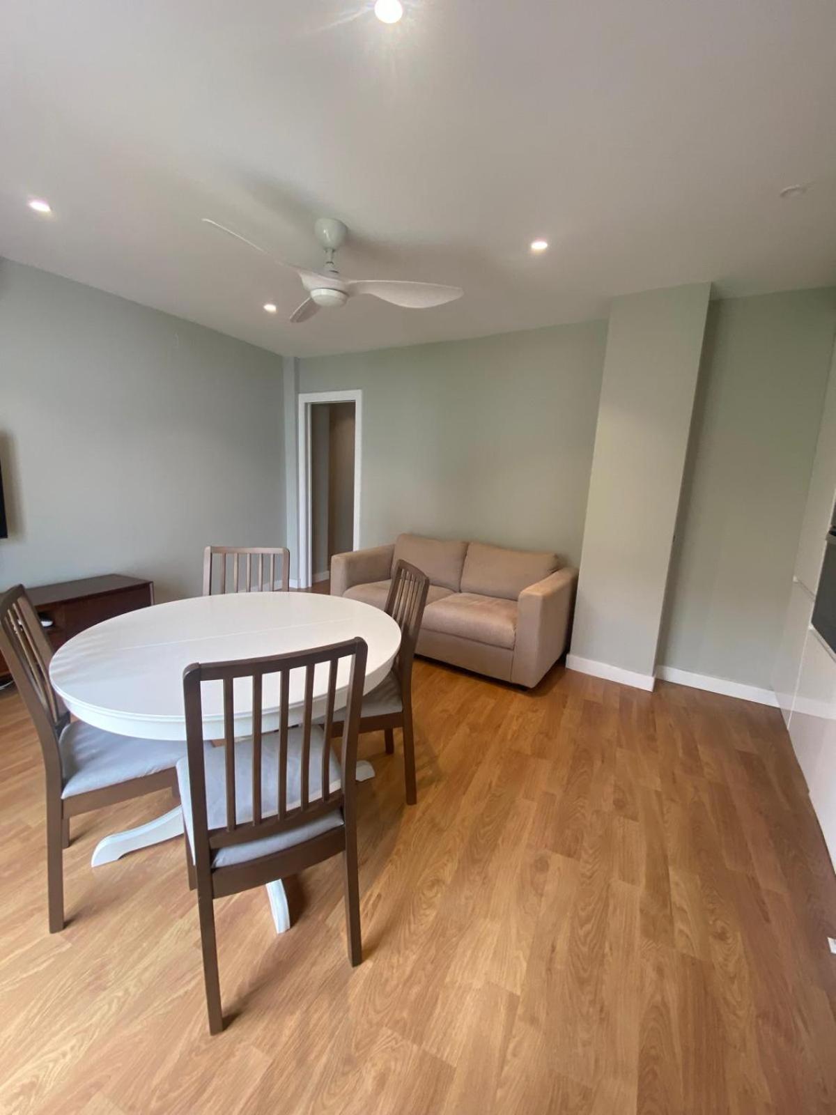 Апартаменты Deluxe Central Dolores De Nuestra Sra Севилья Экстерьер фото